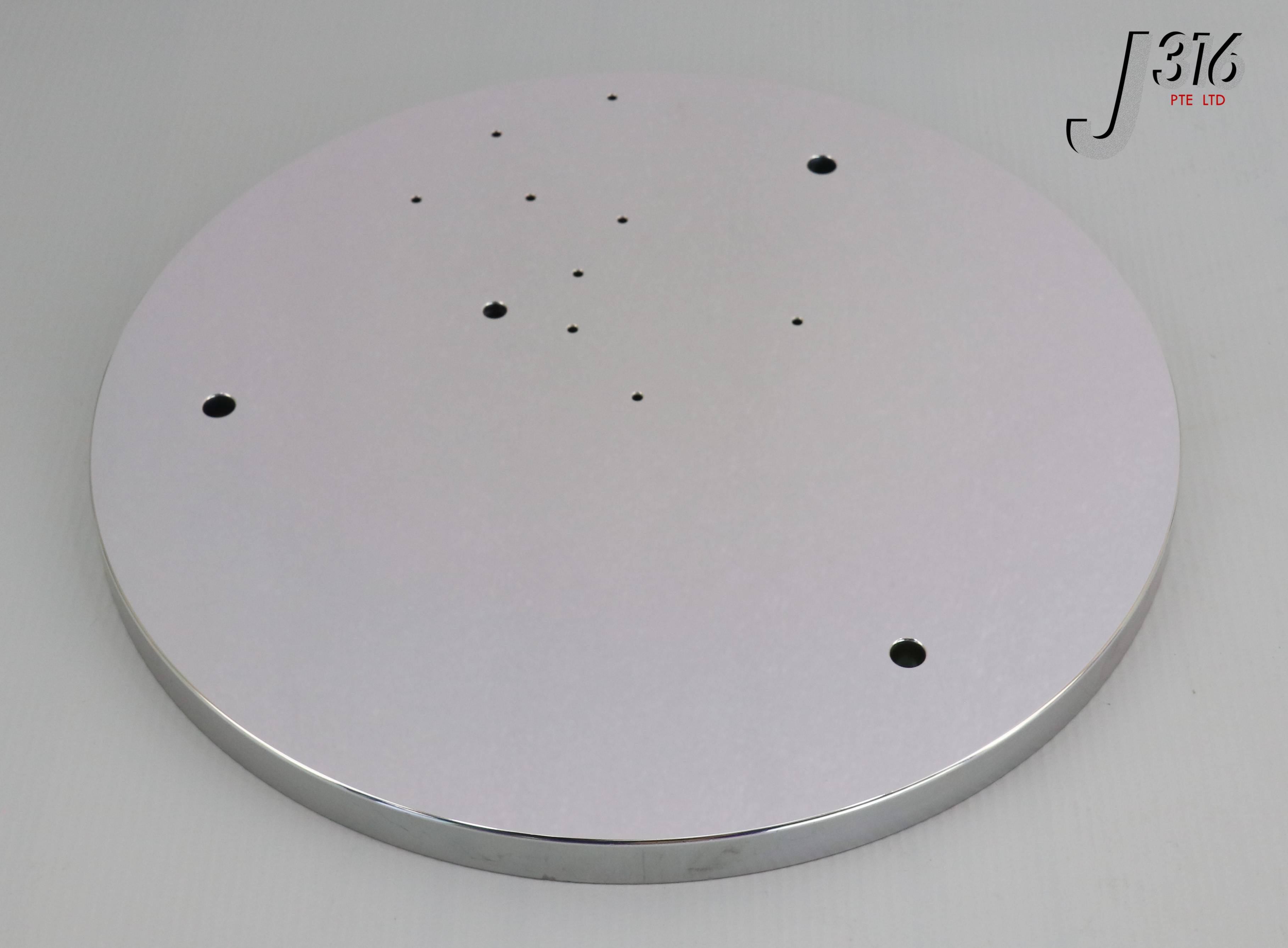 ① 21252 APPLIED MATERIALS PLT REFLECTOR 200MM XE CORROSION RE